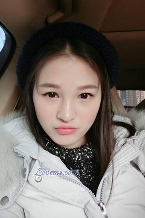 165907 - CuiYao Age: 25 - China