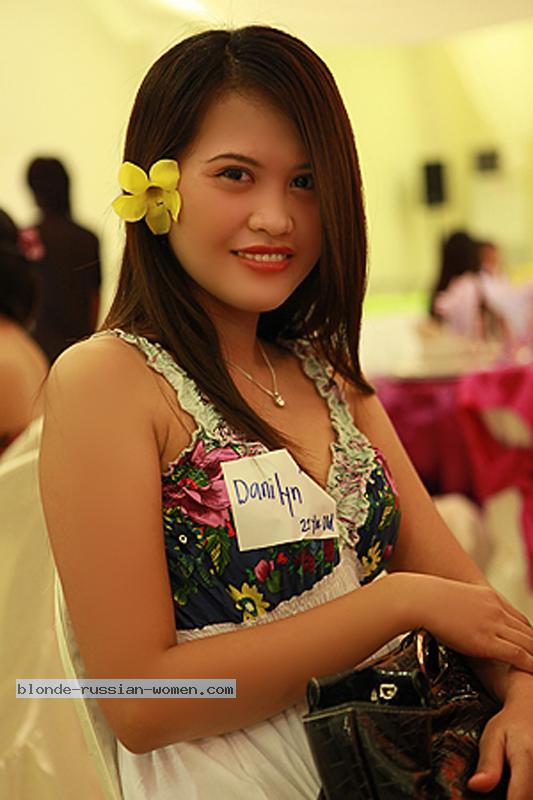 Philippine-Women-32